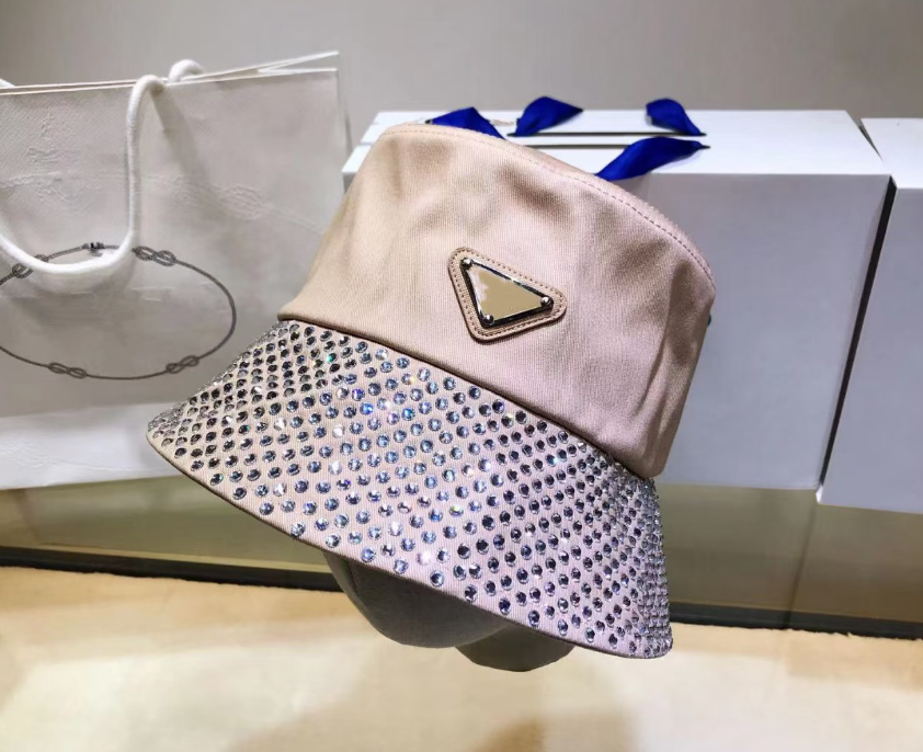 

Fashion Rhinestone Edge Bucket Hat High-Profile Figure Diamond Studded by Hand Cap Wide Brim Face-Looking Small Fisherman Flat Top Sun Hat