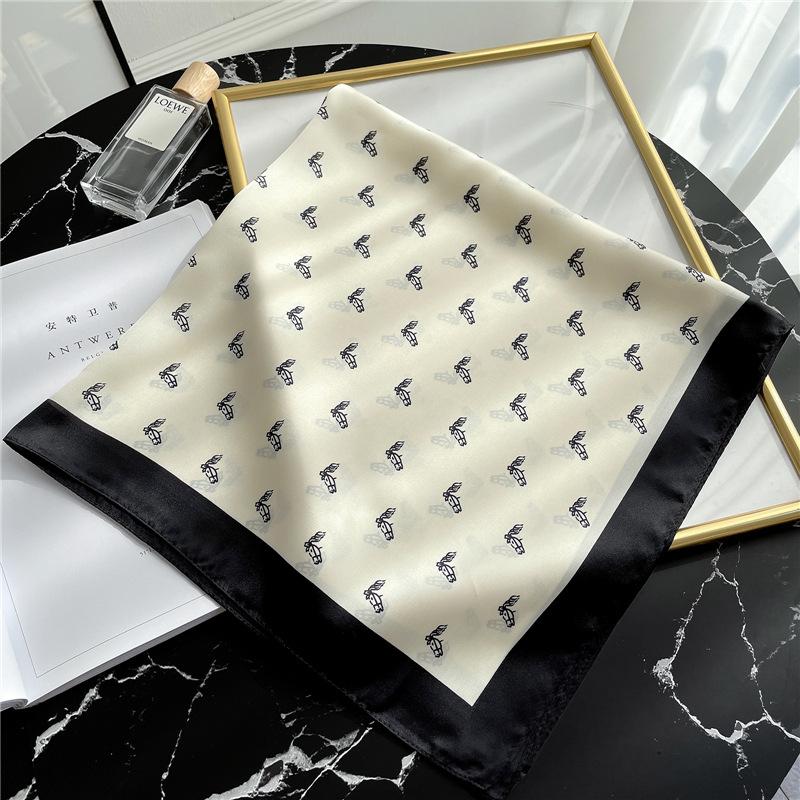 

Scarves 70cm Designer Brand Silk Square Scarf Women Printed Neckerchief Bandana Satin Headscarf Hijab Luxury Muffler Female FoulardScarves