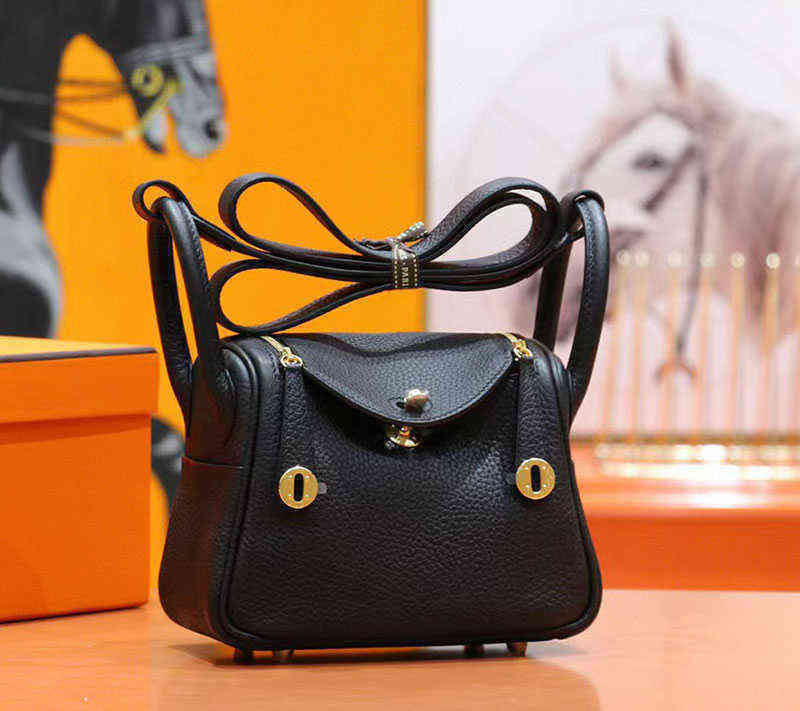 

Designer h Herme Family Handmade Wax Line High Quality Togo Cow Leather Mini Lindys Bag Doctor's Bag Portable Shoulder Bag cz, Black gold button