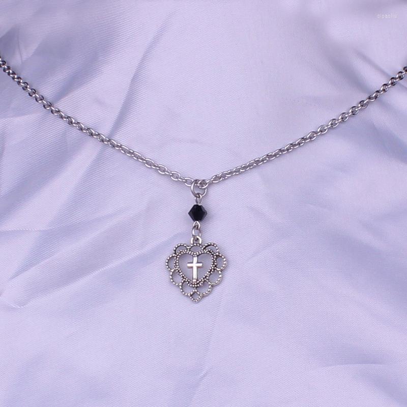 

Chains Fashion Cool Diamond Shape Stone Black Crystal Heart Cross Necklace For Women Men Stainless Steel Chain Alloy PendantChains