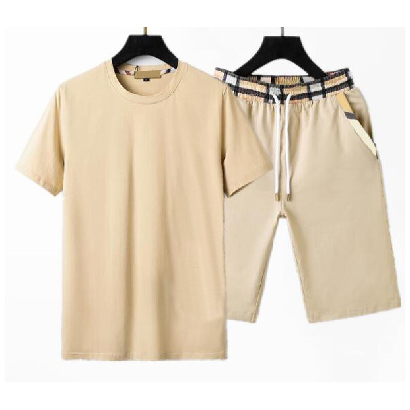 Wholesaleb Summer Women Tracksuits T Shirt Round Neck Suit Designers Men Womens Suits Short Sleeve Top Short Pants High Quality Cotton Breathable