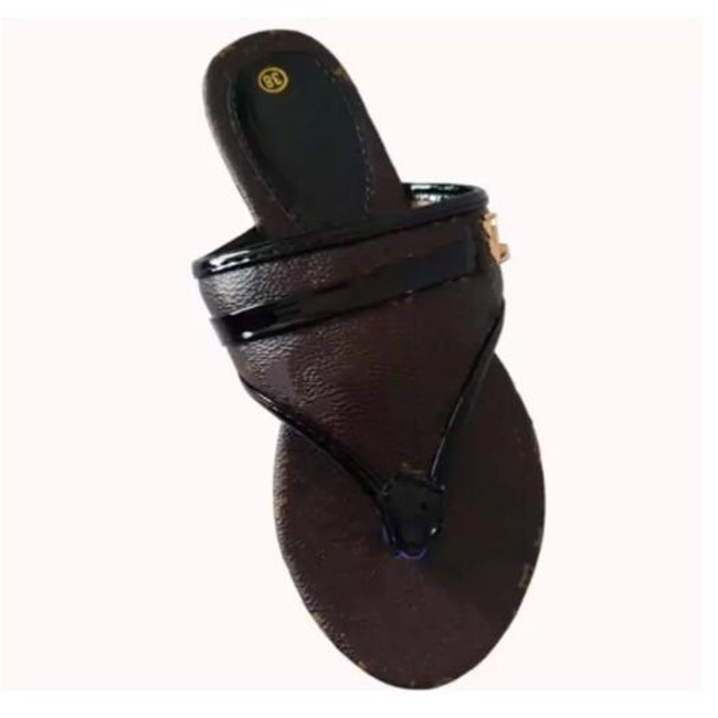 

Classic Brand Women's Sandals Slippers Summer Female Outer Wear Flat Shoes Ladies Flip Flops Beach Sandal Slides