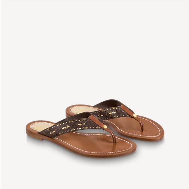 

1A9POQ Designer Slides Women Slippers Sandals Beach Slide Flip Flops Fashion Flat Bottomed Summer Girls Leather Rubber Black Pink Slipper With Box