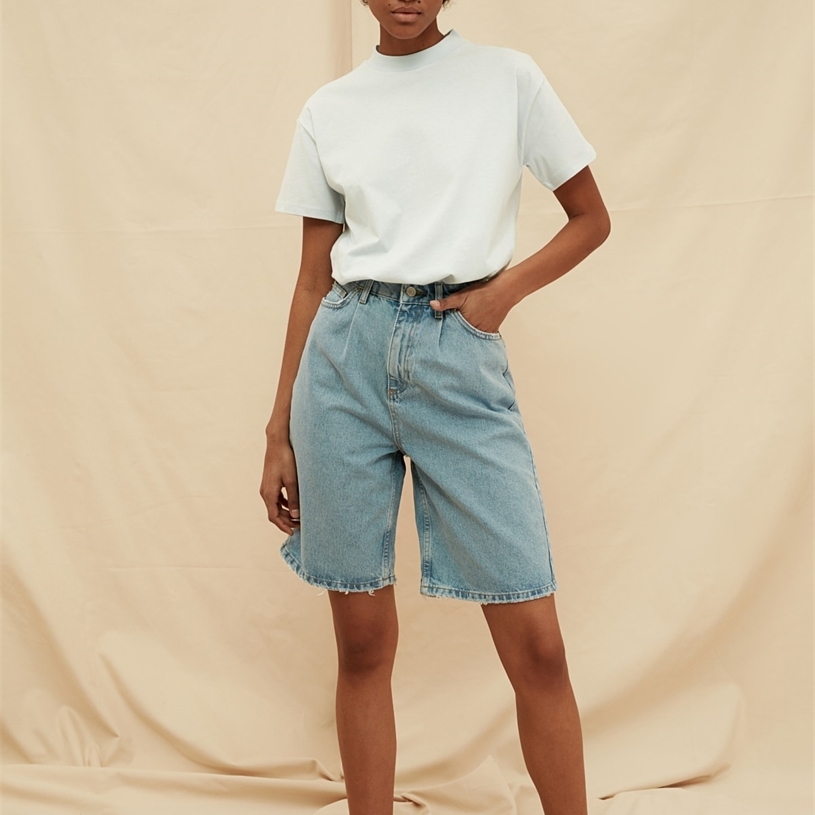 

Trendyol Pleated Denim Shorts TWOSS21SR0121 220427, Blue