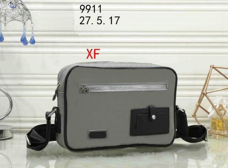 

2023 Men women messenger Fashion bags alpha shoulder bag gradient Crossbody male purses zipper strap casual graphite Gentleman's high, Grey