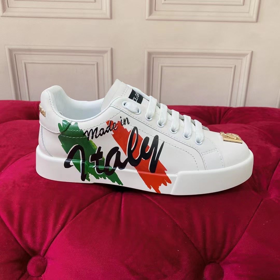 

Ltaly classic fashion casual shoes patchwork trendy men women sneakers ladies punk rivet low-top leather skateboard sports shoe Footwear mjyy0001