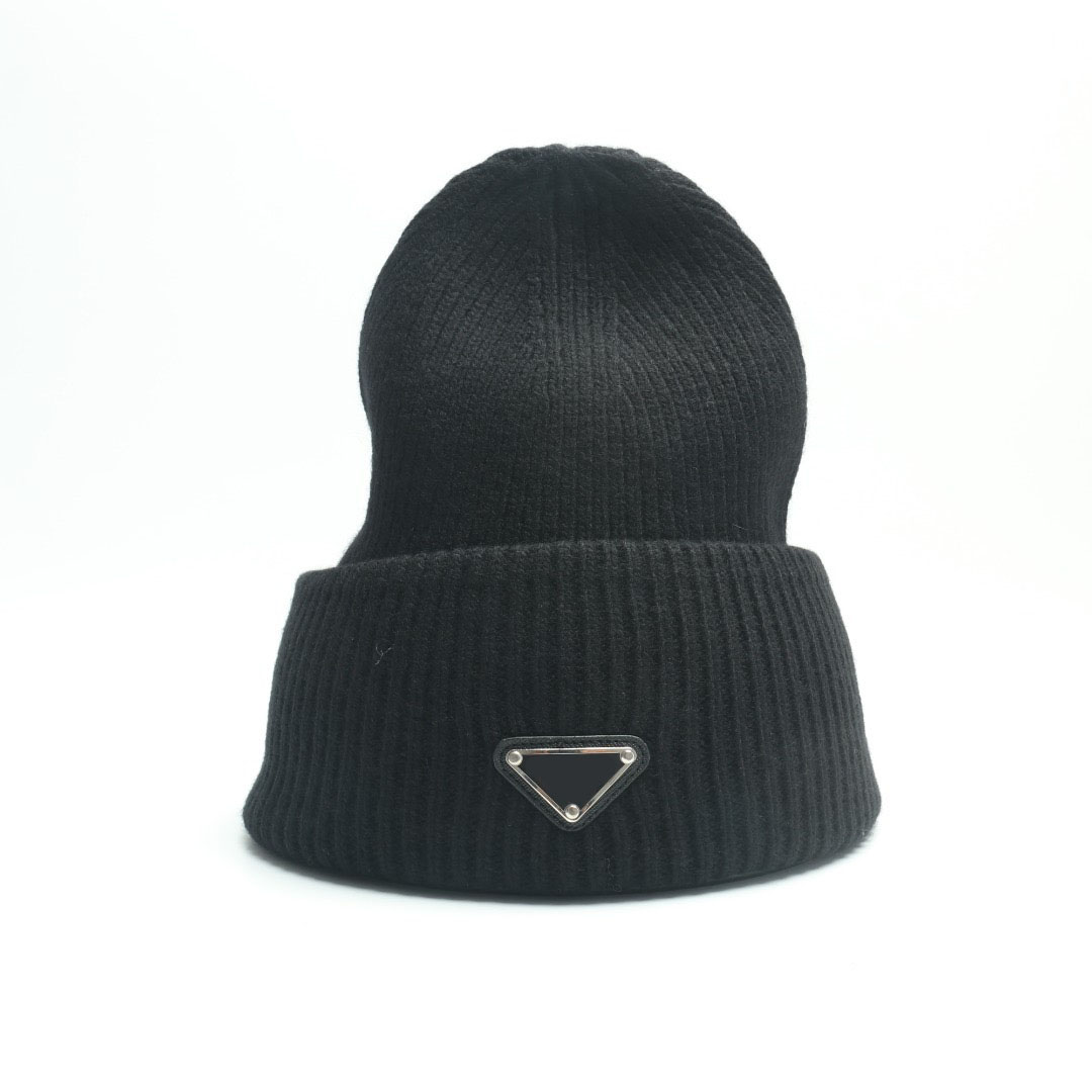 

Environmental friendly wave Embroidered Baseball Cap duck tongue cap r42