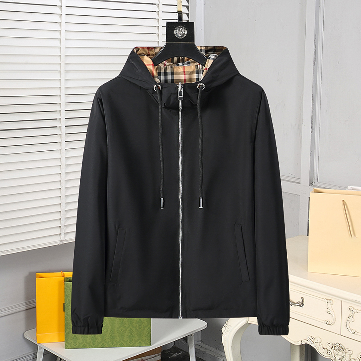 

2022 Fashion designer Mens Jacket Spring Autumn Outwear Windbreaker Zipper clothes Jackets Coat Outside can Sport Size -3XL Men's Clothing 666