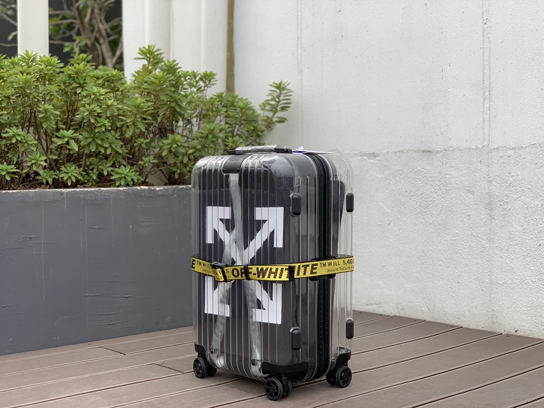 luggage-image-770029878