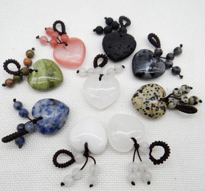 

Pendant Necklaces 25mm Natural Stone Labradorite Sodalite Quartz Crystal Heart-shaped For Diy Jewelry Making Accessories 6pcsPendant