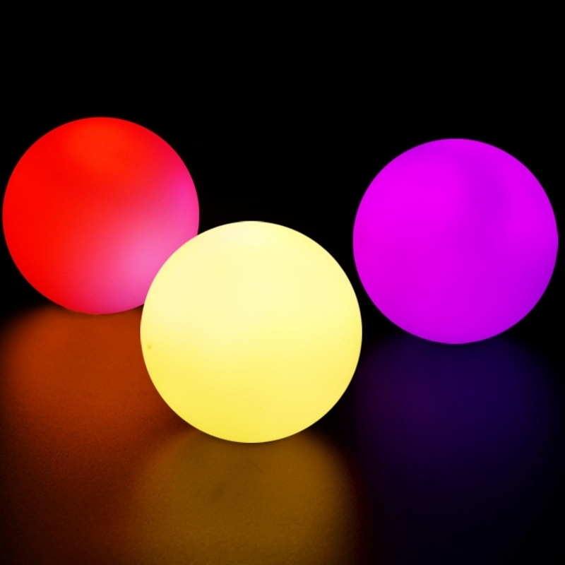 

3 Pcs/Set Russian Juggling Balls Led Glowing Circus Show Toss Ball Outdoor Portable Fitness Exercise Sport Games Kid Adults Toys 220701