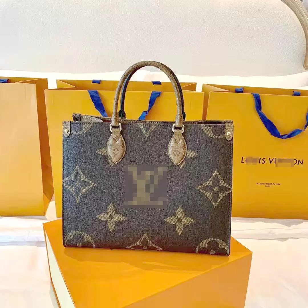

2021 hot Designers Handbag Luxurys handbags High Quality Ladies Chain Shoulder Bag Patent Leather Diamond Luxurys Evening Bags Cross body Bag L88211