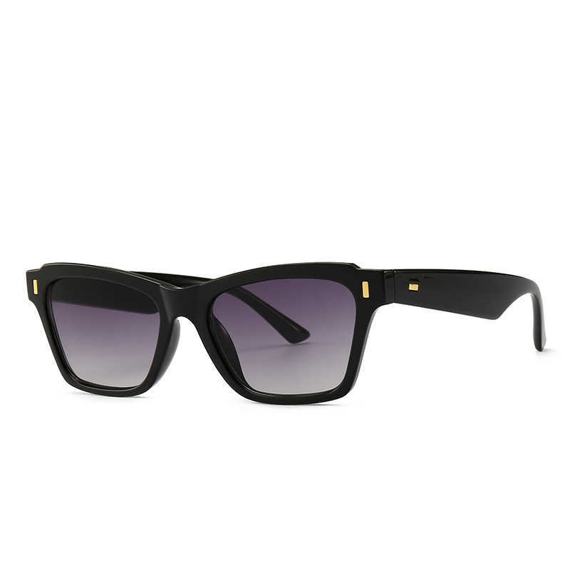 

Fashion Designer Sunglasses Goggle Beach Sun Glasses For Man Woman 8 Color Optional Good Quality 2222