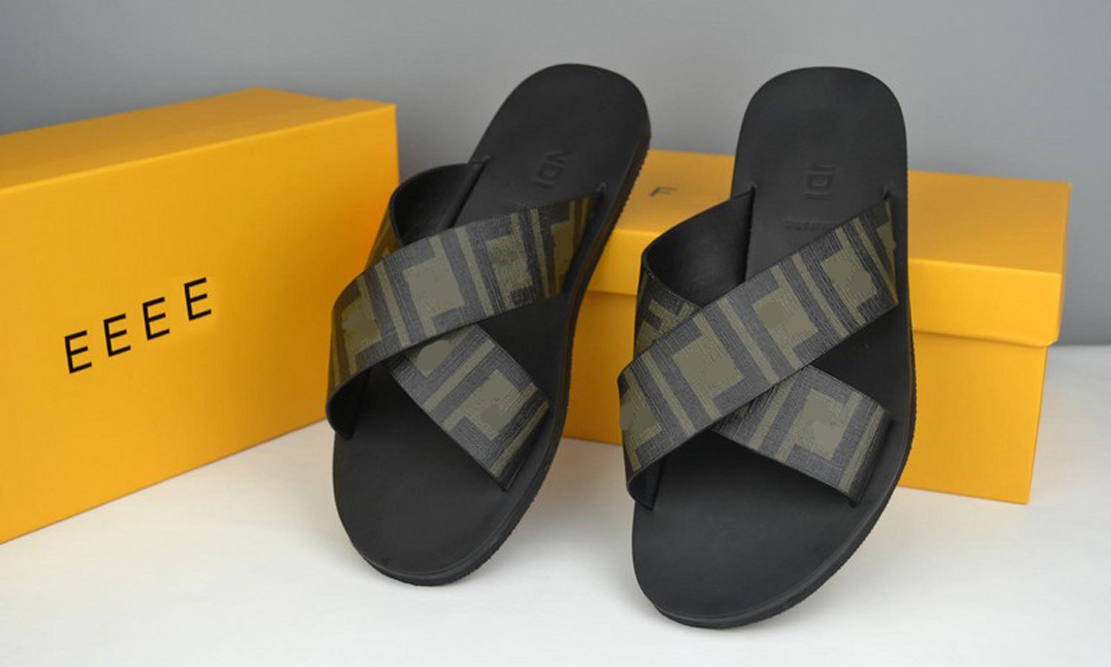 

2023 Designer Slides Women Slippers Summer Sandals Beach Slide Flat Platform Ladies Sandali Bathroom Home Shoes Flip Flops Striped Causal Slipper Size