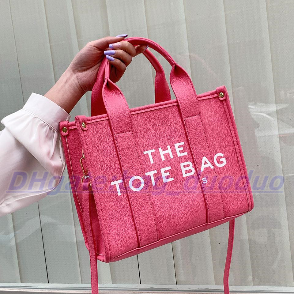 

high quality Luxurys Designers Shopping Bags Fashion Totes Beach Cross Body Shoulder Bags weekend large canvas basket casual square famous handbags women capacity, White