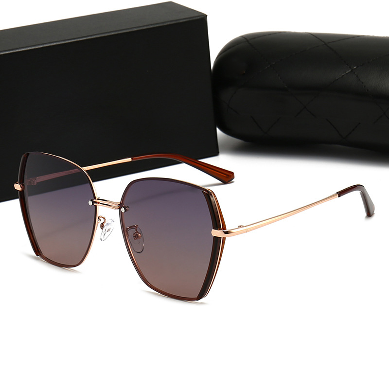 

19065 Ladies Polarized Sunglasses for Woman High Quality Oval Face UV 400 with Black Box Fashion Designer Driving Holiday Women Sun Glasses