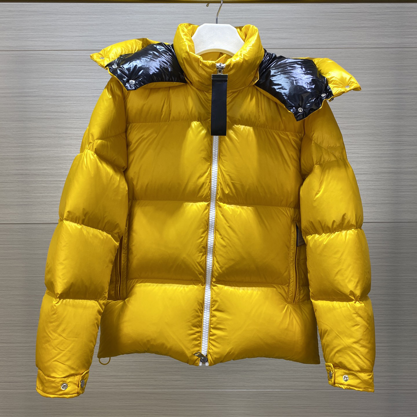 

Famous Designer Men 80% Goose Down Jackets Winter Crofton Parka Light Color Ski Jacket Woman Man Clothing Unisex Outdoor, Black