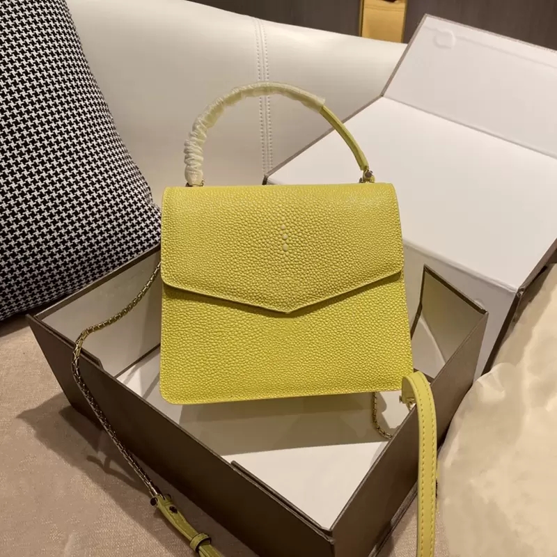 

Designer Bags Shoulder Purse Crossbody Totes handbag Bag Handbags Cross body High-quality Classic retro Gold chain With original box size 20 17 cm Different styles