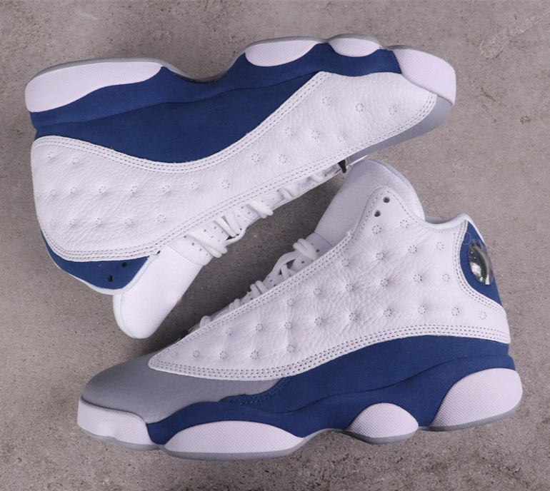 Chaussures de basket-ball pour hommes 11 Cherry 3 Dark Iris White University Blue 12 Black Taxi UNC 13 French Blue 1 High OG Outdoor Sports Sneak