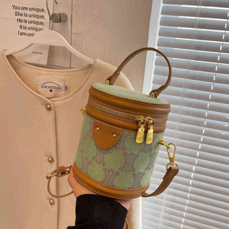 

GK05 Canvas women's bag cylindrical messenger portable tide 2022 New Arc de Triomphe Bucket Bag, Blue