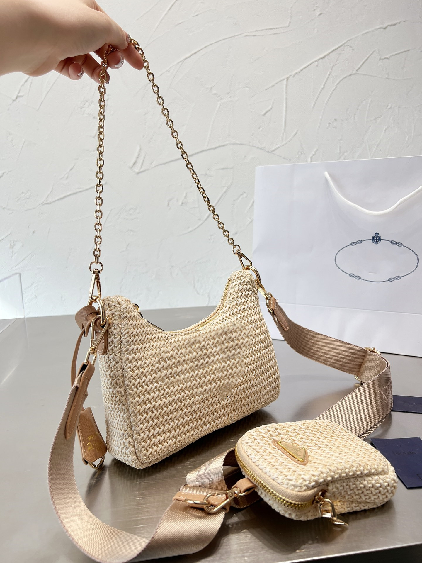 

Wholesale canvas big name hip hop ladie shoulder bag women chest ladies bracelet handbag raffia nylon messenger bags handbag canv, P 3