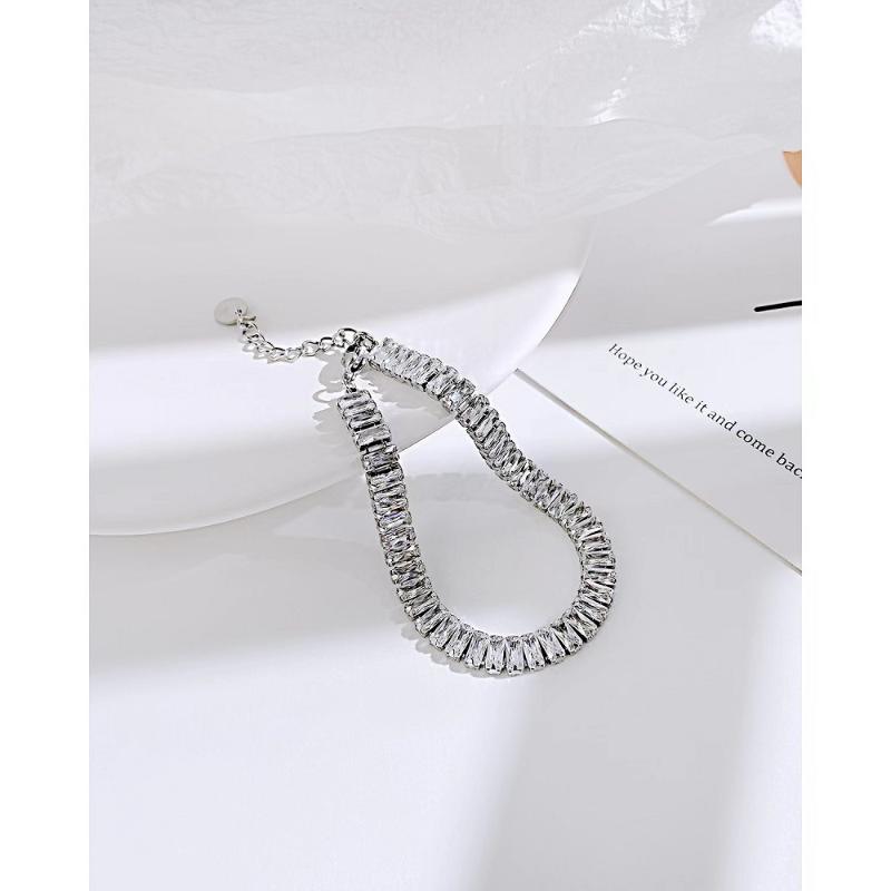 

Chains Ladies Luxury Diamond Tennis Bracelet Gold Korean Crystal Fashion Jewelry Zircon AccessoriesChains