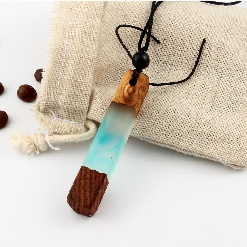 

Chokers 1Pcs Unique Women Jewelry Rope Wood Resin Necklace Personality Candy Color Rectangle Pendant Fashion Hand-made Sweater ChainChokers