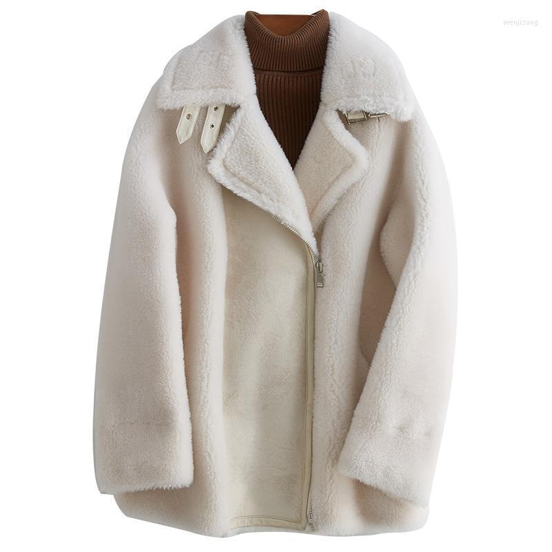

Women' Wool & Blends 2022 Sheep Shearing Overcoat Woman Short Fund Zipper Lapel Reunite With Coat One Leather And Fur Loose, Creamy white