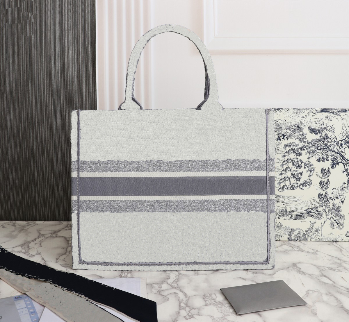 

Designer Luxury Tote Shopping Bag Medium Large Multicolor Optional Dust Bag Serial Number With Silk Scarf 9898