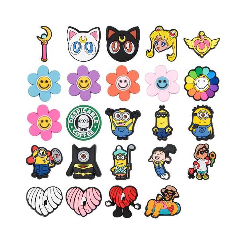 

2022 New Arrival Classic Cartoon Croc Charms Wholesale Custom Mexican Shoe Charms Custom Clog Croc PVC Shoe Decoration Charms