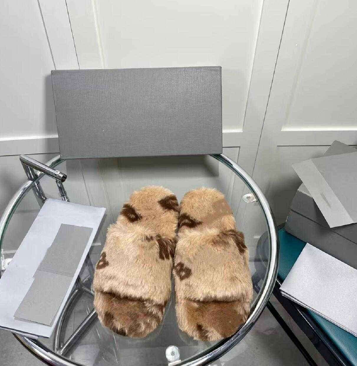 

Top Quality Luxury Designer Men Women Slippers Ladies Wool Slides Winter Fur Fluffy Warm Home Letters Sandals Comfortable Fuzzy Girl Flip, Box