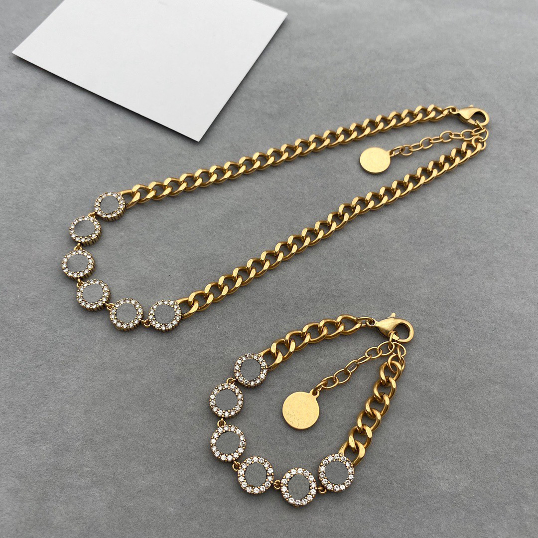 

Fashion Necklace Designer Jewelry Luxury Pendant Wedding Gold Set Letter Round Diamond Necklace Women's Bulk Adult Bracelet, Golden
