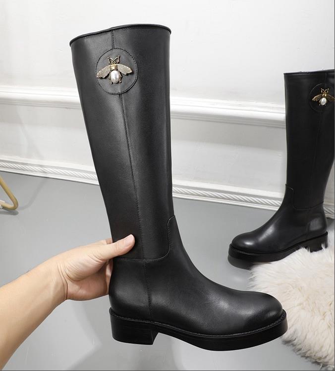 

2022 new designer fashion luxury top pearl accessories little bee zipper boots women's motorcycle boots Knight boots leather leather size eu35-40 -9, Black