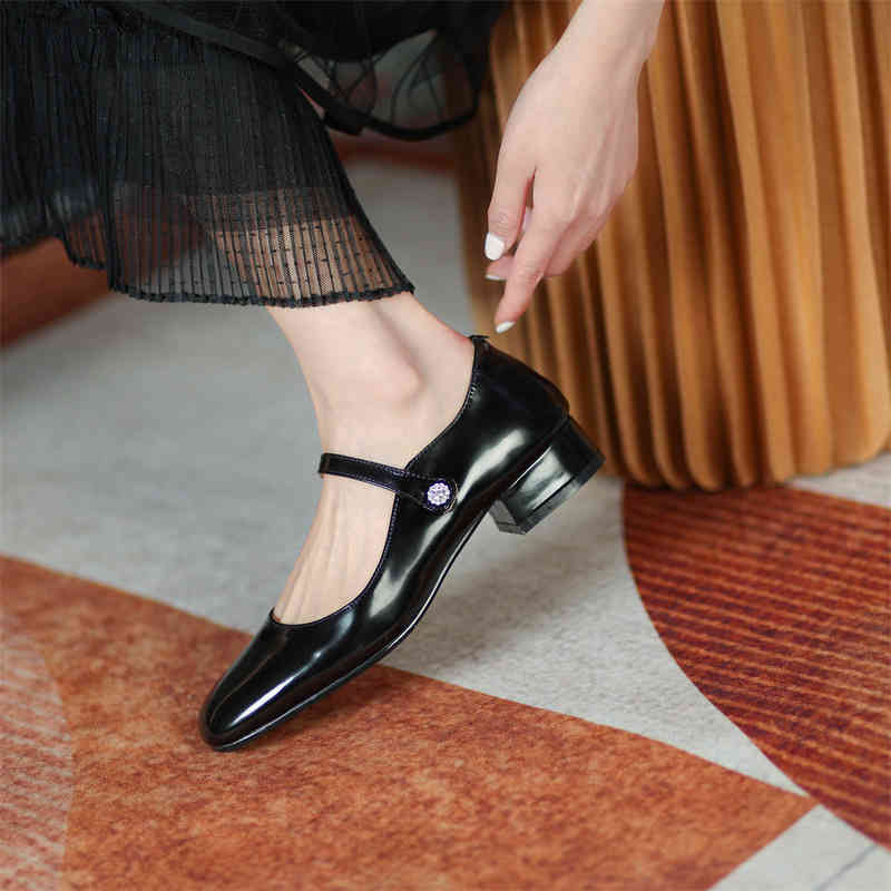 

Dress Shoes Autumn Mary Jane shoes women's shallow mouth square head one line literary and artistic lolly net red fashion small leather 284V, 1# shoe box