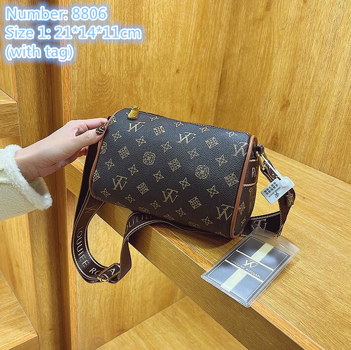 

Wholesale ladies leathers shoulder bags simple Joker printed pillow bag elegant atmosphere contrast color leather handbags sweet cute cartoon studded handbag, Coffee1-8806