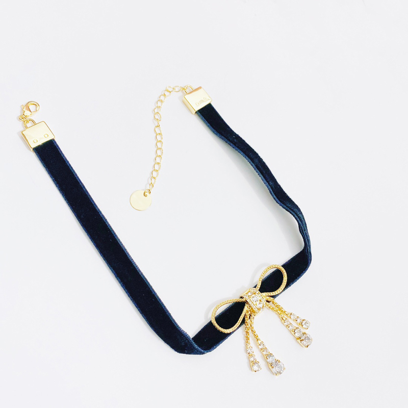 

18K Gold Plated Brass Copper Necklace Fashion Women Designer Necklaces Choker M-Letter Pendant Chain Crystal Statement Wedding Jewelry B357