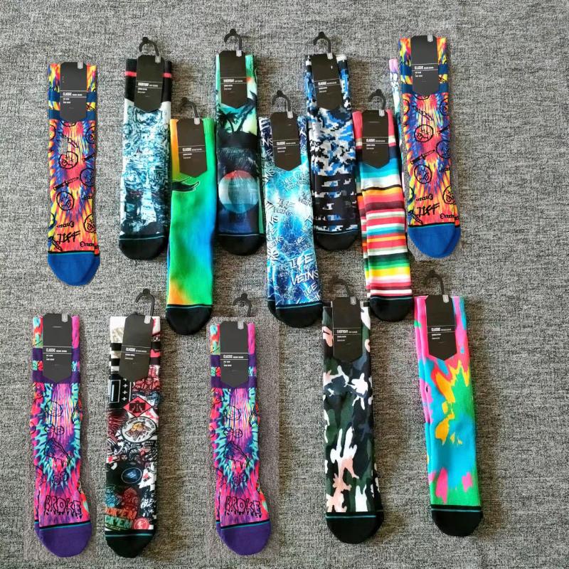 

Men's Socks Skateboard Men Sports Sock For Women 3D Print Street Style Novelty Hip Hop Calcetines Cycling Running Compression SockMen's, 16