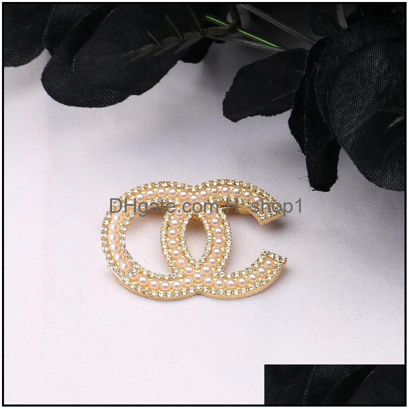 

Pins Brooches Jewelry Luxury Women Designer Brand Double Letter 18K Gold Plated Inlay Crystal Rhinestone Brooch Pearl Pin Scarf Sweater Acc