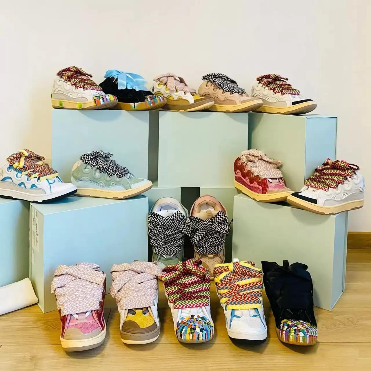 2022 Haute qualité Designer Curb chaussures de sport baskets maille tissé Chaussures à lacets style baskets en cuir gaufré hommes femmes en cuir