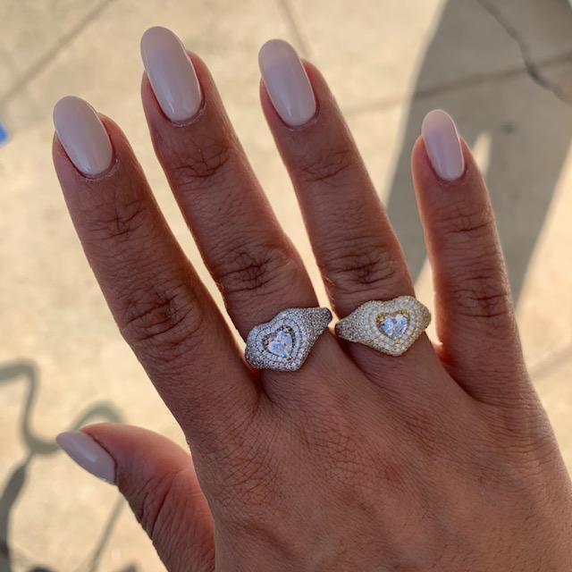 

Cluster Rings Filled Fashion Trendy Micro Pave Full Sparking Heart Shape Cz Engagement Band 2022 Lastest Design Jewelry RingCluster