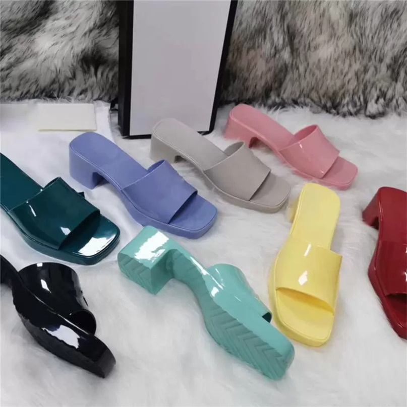 

Designer Sandals Jelly Sandal Chunky Rubber Slippers Women High Heels Platform Slipper Summer Cristal Bottom Slipper Beach Slides Alphabet Candy Colors Shoes, Black