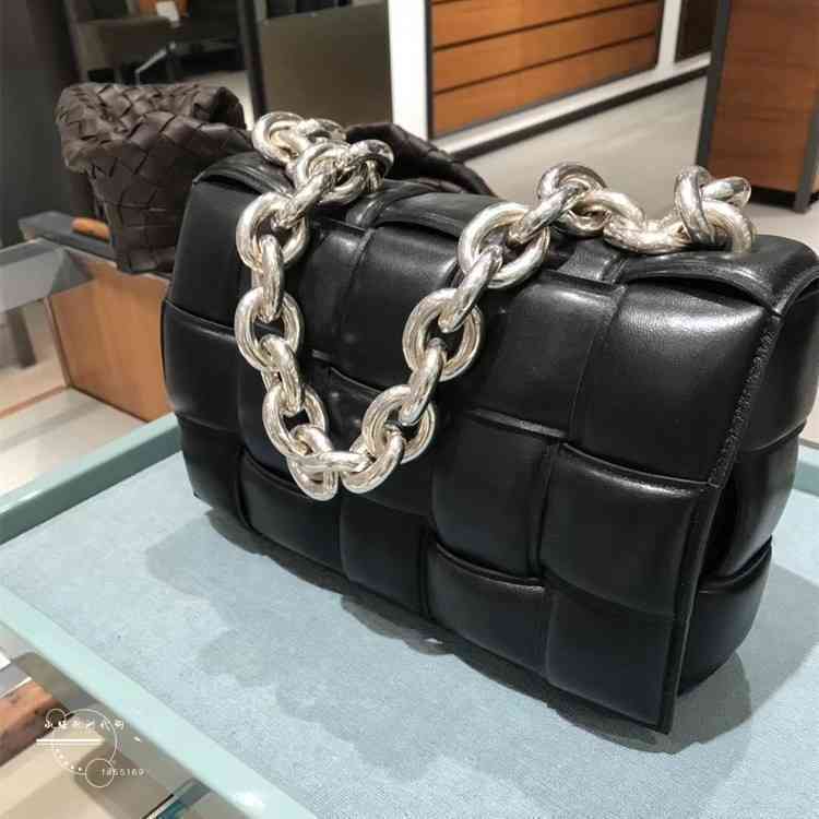 

Venetas Bottegav Baodiejia Bv22 Classic Woven Pillow Bag Thick Chain One Shoulder Messenger Handbag, Green