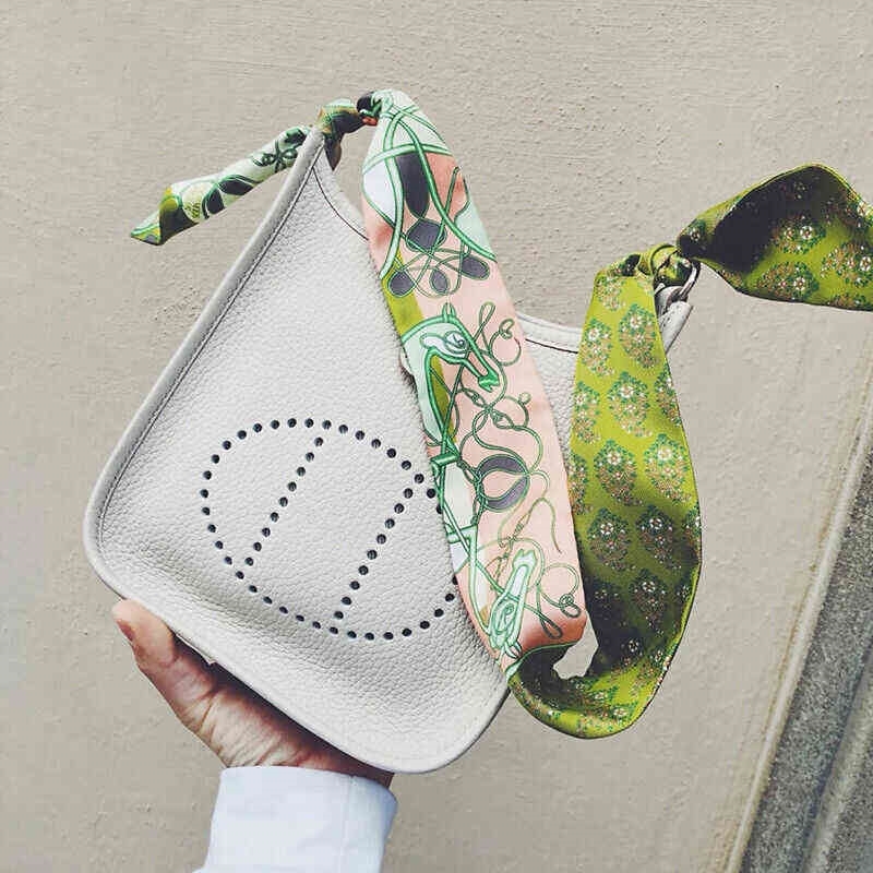 

Handbags Designer Luxury Bags Hollowed Out Bucket Top Layer Cowhide Litchi Pattern Women's Single Shoulder Messenger Mobile Phone Milkshake White