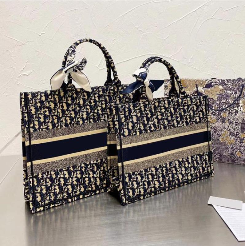 

Luxury Designers Top Original Totes Bags Light Grey Tiger Embroidery BOOK Handbag TOTE Women's Classic Handle Laptop Large Capacity Shopping Bag Commuting Canvas 01, No bags