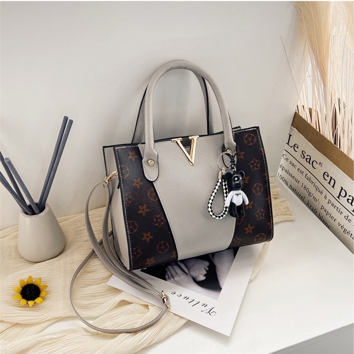 

30% OFF new fashion simple atmosphere Single Shoulder Messenger small women's ins Korean casual hand v-word killer bag, Red