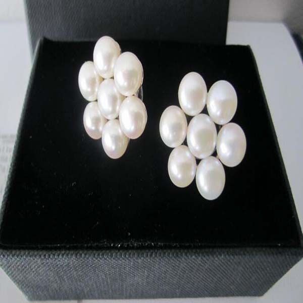 

The Real Pearl Co - white freshwater pearl and silver flower stud earring