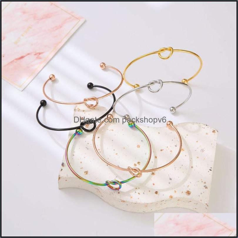 Bangle Fashion Sweet and Romantic C-Shaped Peach Heart Bracelet Niche Acier inoxydable pour femmes Bijoux de mariage Cadeaux Drop Livraison 2 DHO