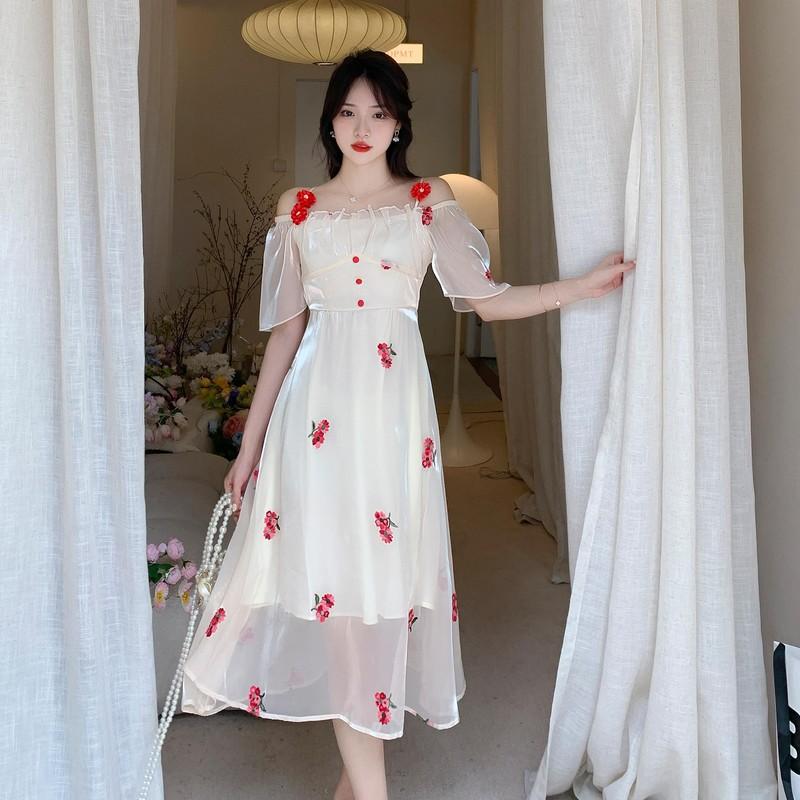 

Party Dresses Sweet Retro Square Neck Exquisite Embroidered Fairy Off The Shoulder White Short-sleeved Chiffon For WomenParty, Beige