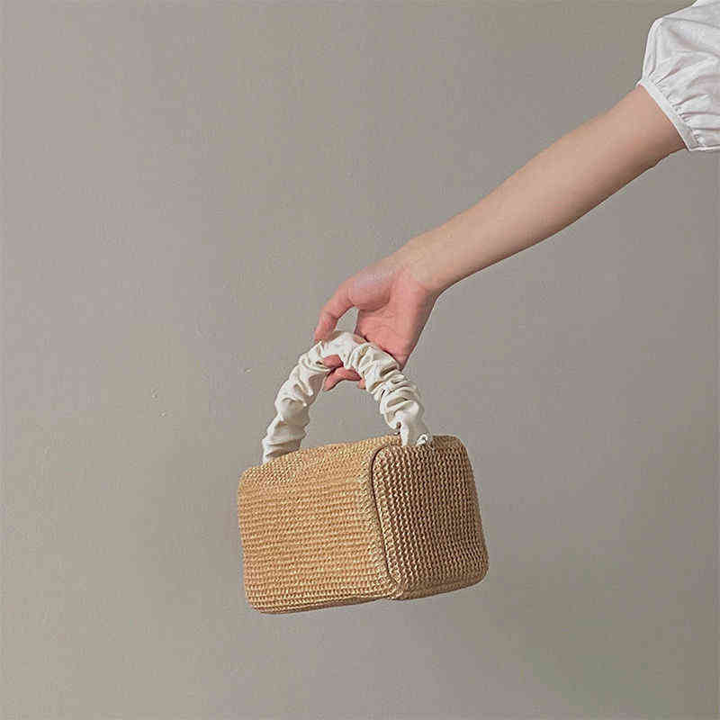 

Summer Straw Bag Female New Girl Wrinkle Contrast Color Portable Square Bag Versatile Diagonal Cross Bag Trend 220614, Beige