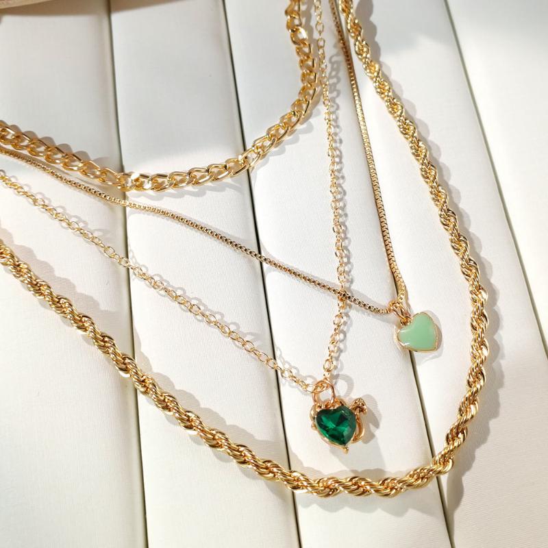 

Chains Multilayer Shiny Crystal Heart Pendant Necklace Collar For Women Gold Color Metal Chain Clavicle Choker Fashion Jewelry